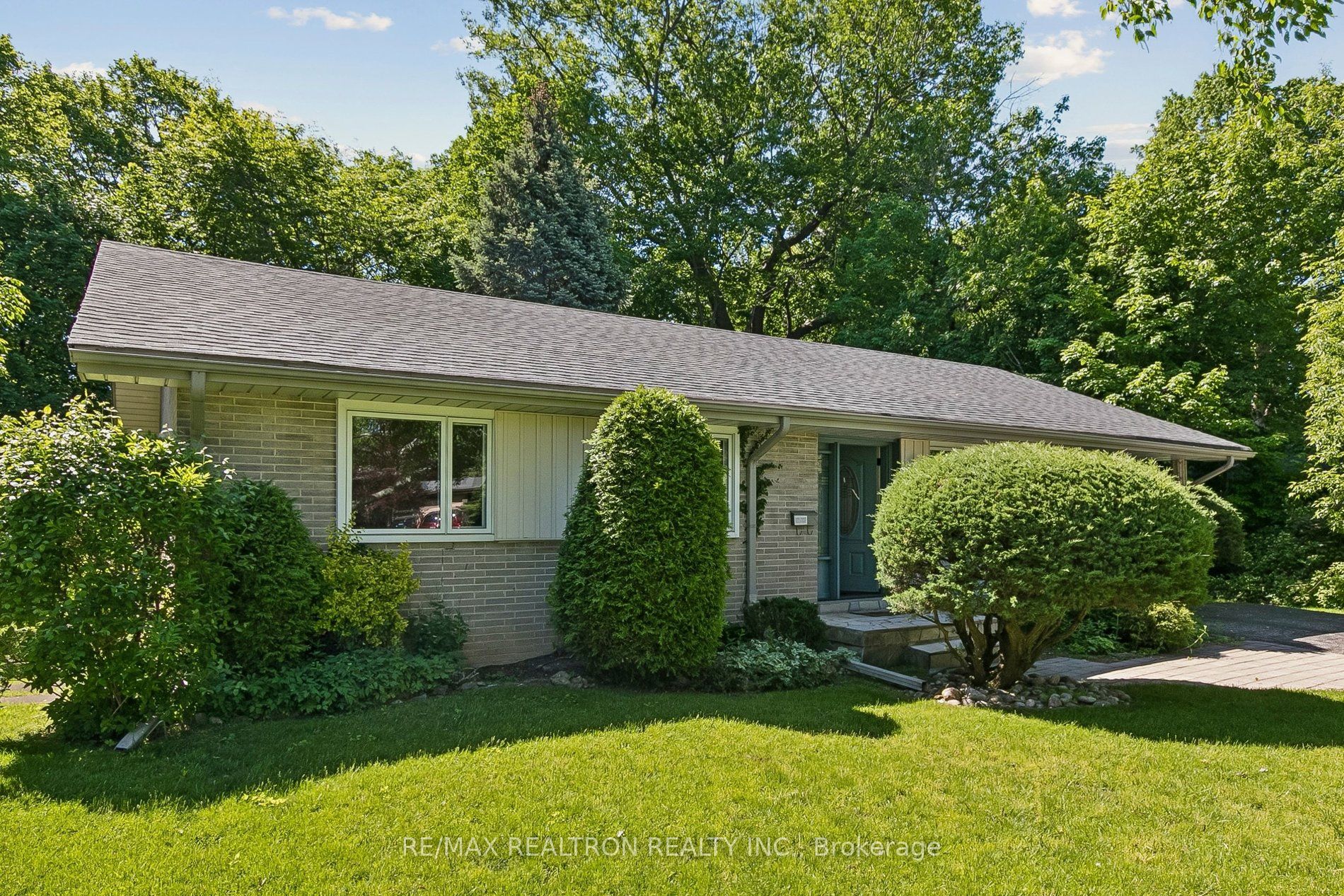 25 Groveland Crescent, Toronto, ON, M3A 3C4 photo 5