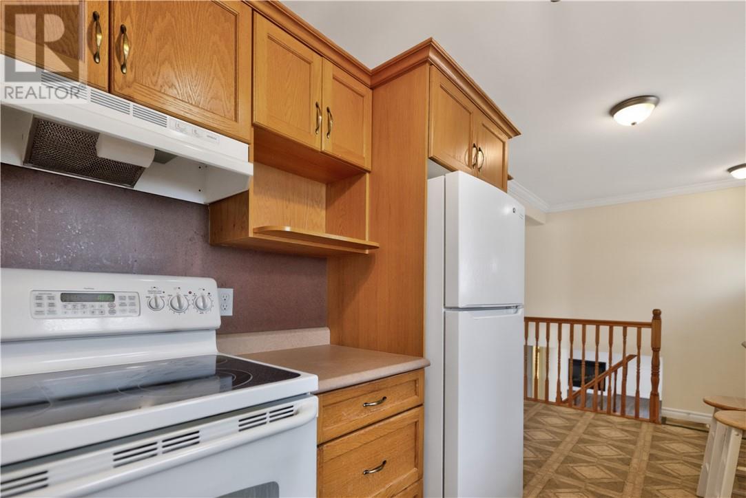 1649 Havenbrook Drive, Sudbury, ON, P3A5C6 photo 4