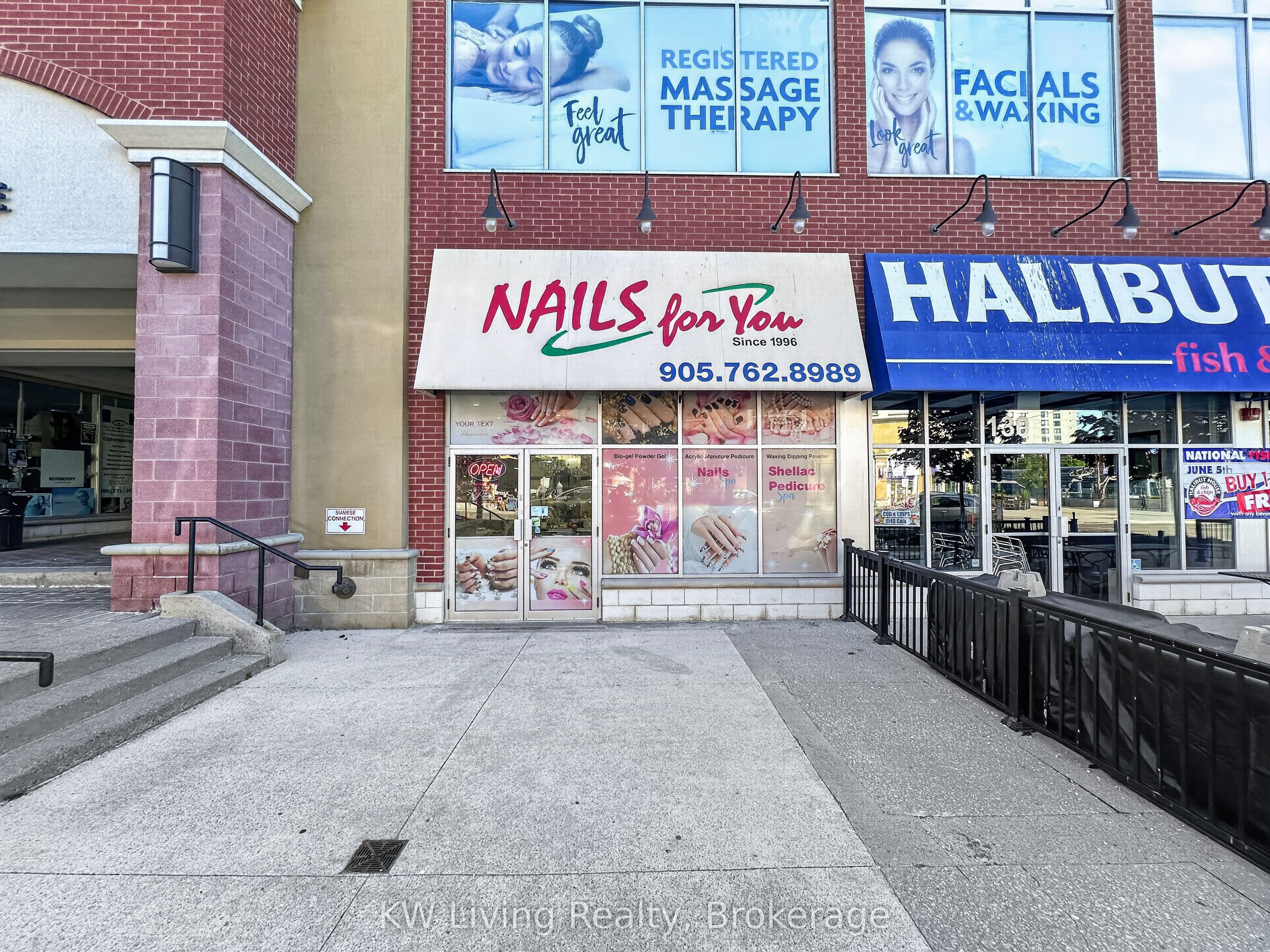 140-11 Disera Drive, Vaughan, ON, L4J 0A7