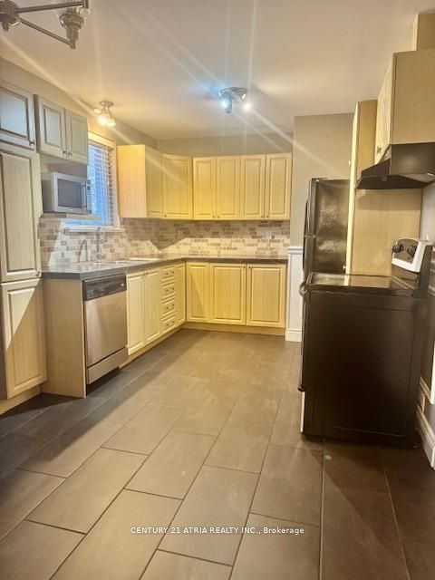 Additional image 4 of 695 Annland Street, Pickering, ON, L1W 1A9