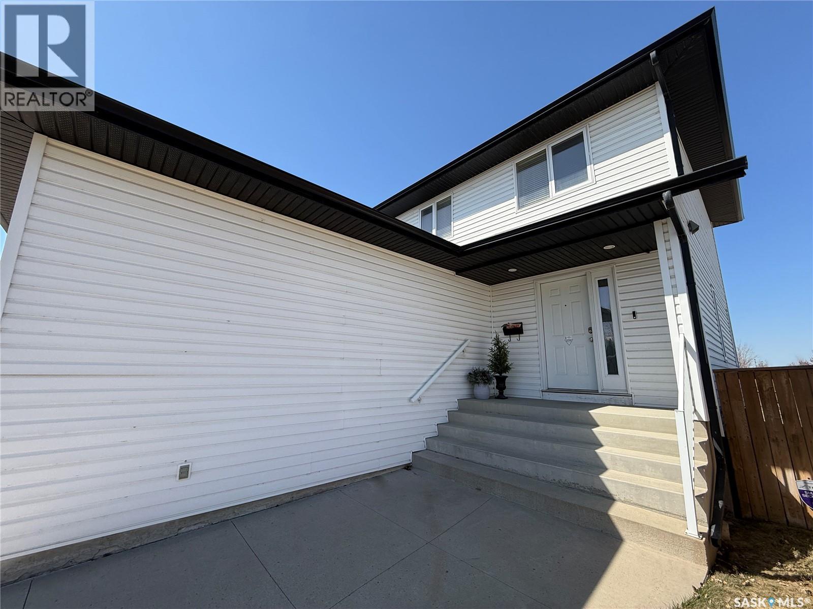3102 37th Street W, Saskatoon, SK, S7L7H9 photo 4
