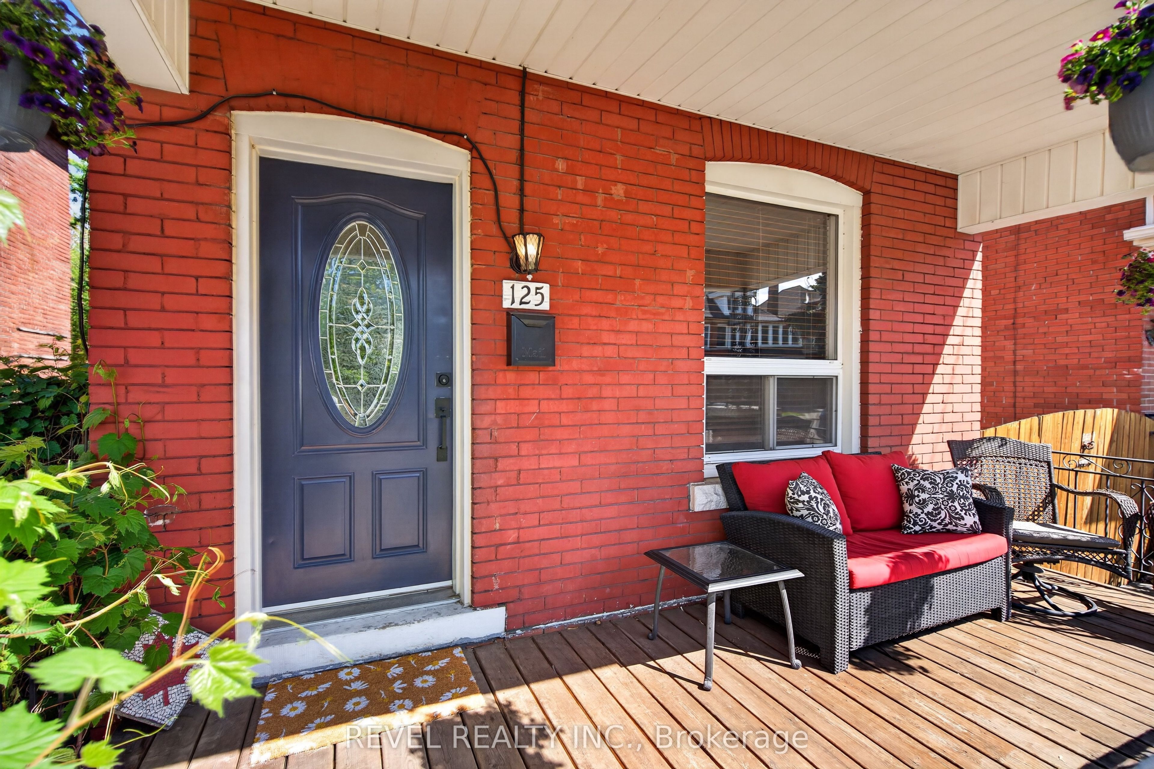 Additional image 3 of 125 Balsam Avenue S, Hamilton, ON, L8M 3B4