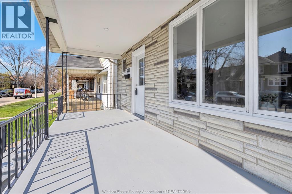 884 Moy , Windsor, ON, N9A2N8 photo 4