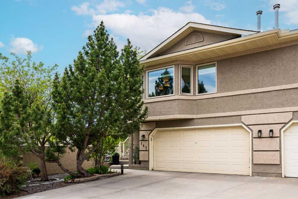 147 Silver Creek Mews NW, Calgary, AB, T3B 5L2