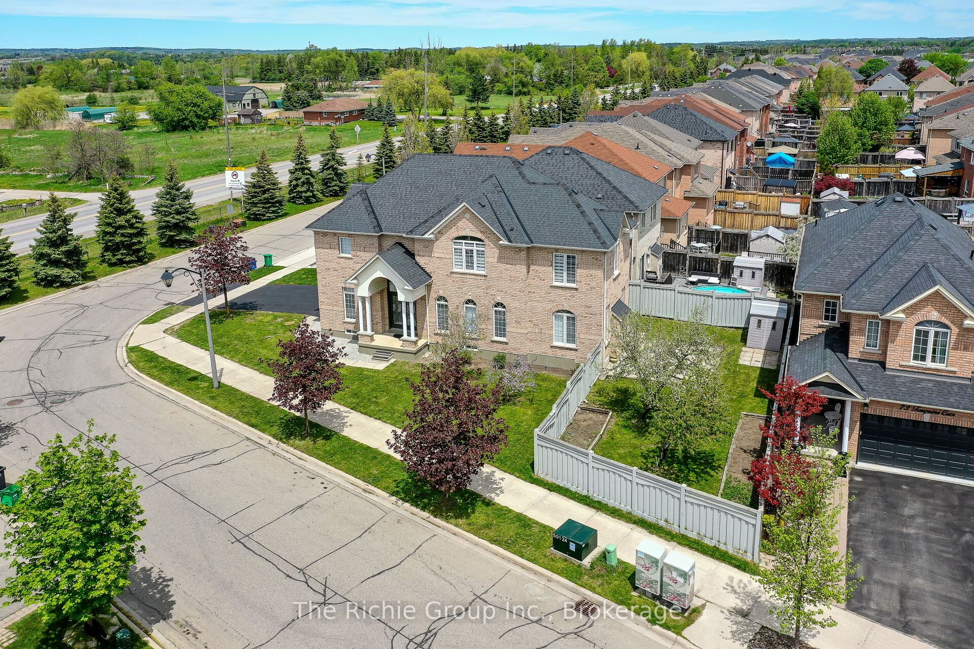 59 Tarquini Crescent, Caledon, ON, L7E 2Z5 photo 3