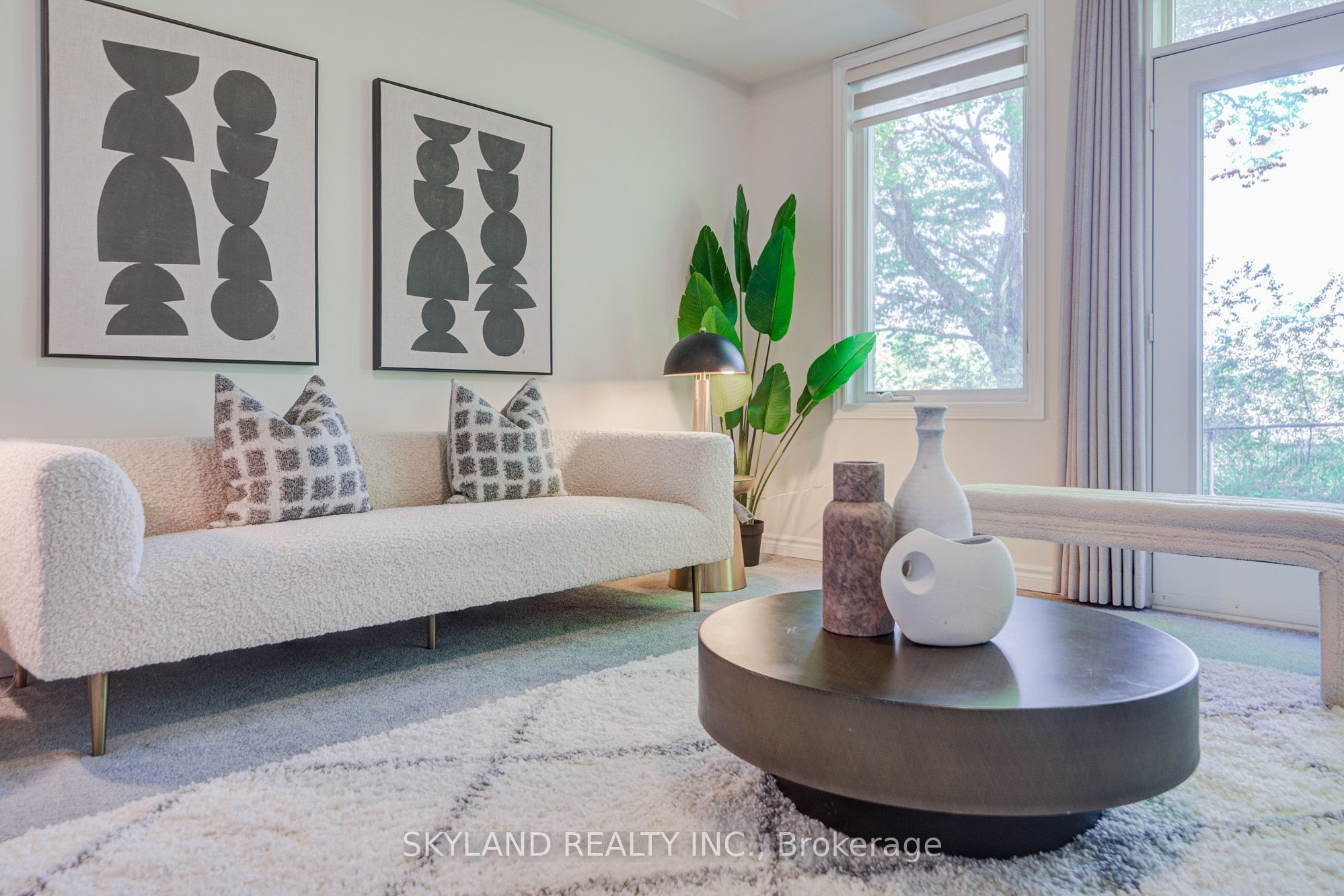 66 Puisaya Drive, Richmond Hill, ON, L4E 1L2 photo 3