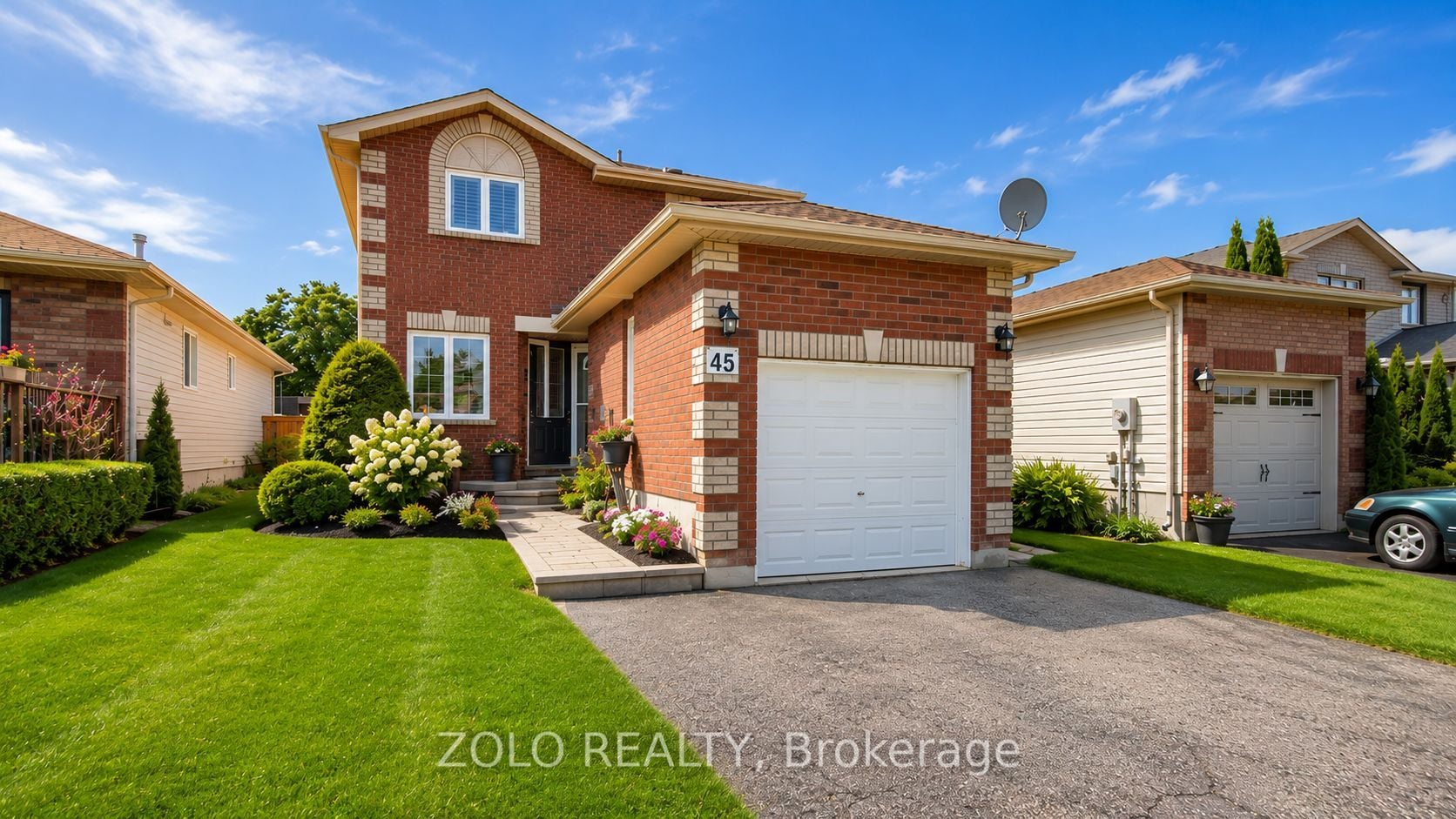 45 Athabaska Road, Barrie, ON, L4N 8E8