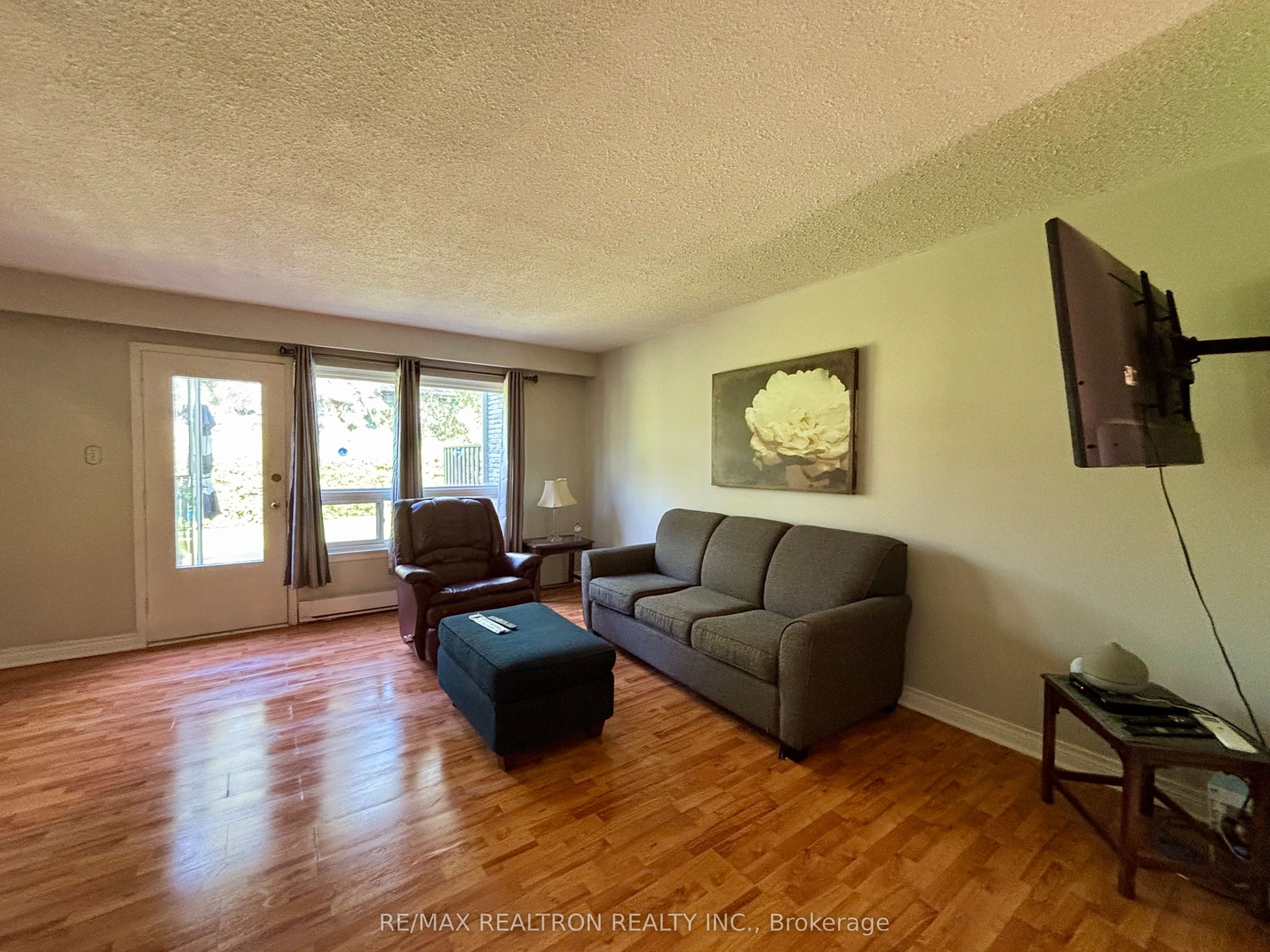 74-341 Military Trail, Toronto, ON, M1E 4E4 photo 3