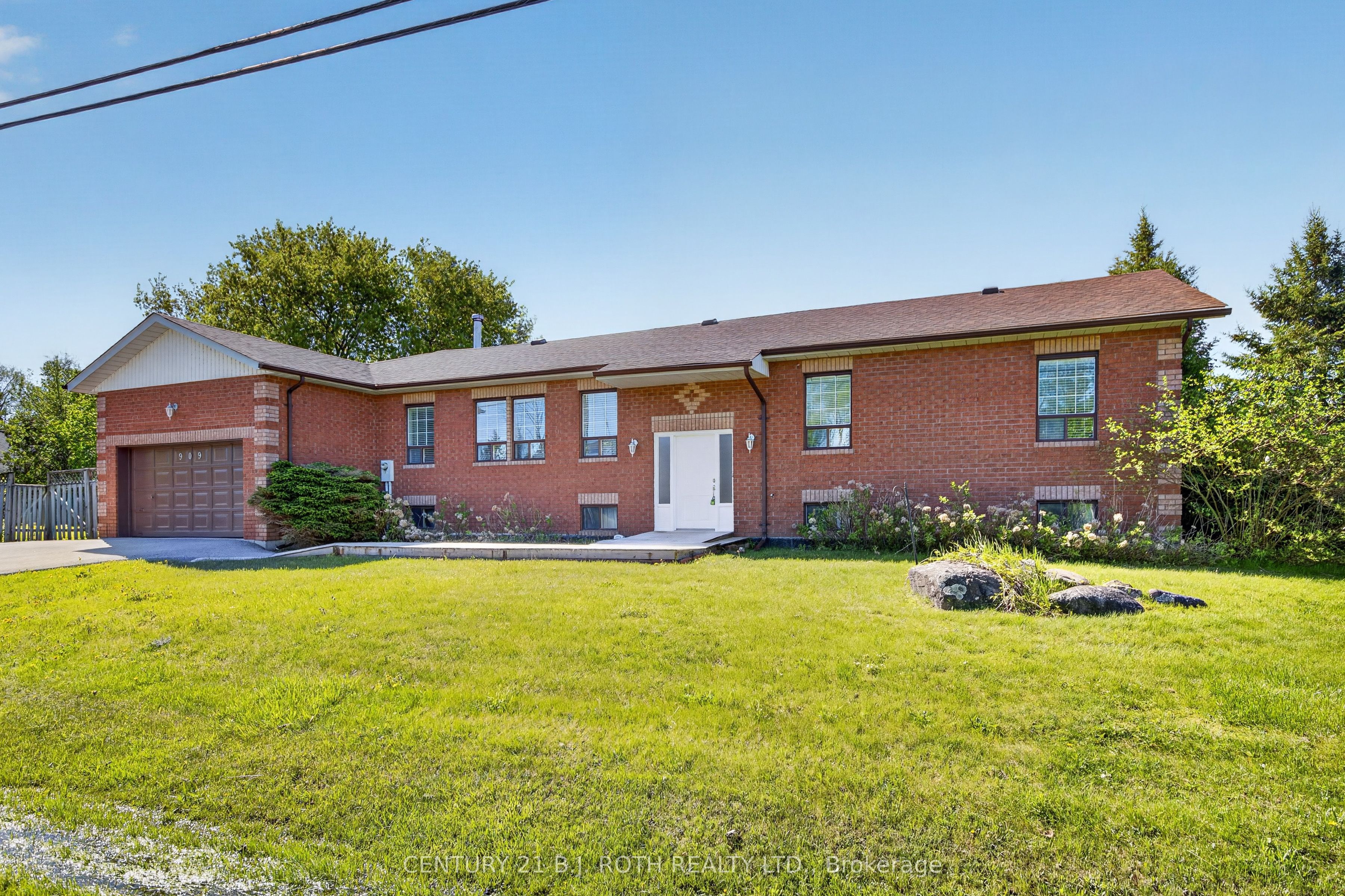 909 Lebanon Drive, Innisfil, ON, L9S 2B9 photo 3