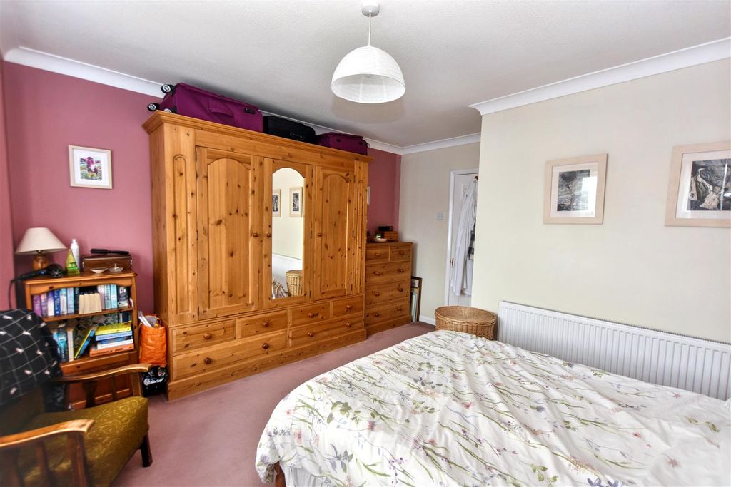Additional image 13 of 3 bed semi-detached house for saleClinton Road, Redruth TR15
