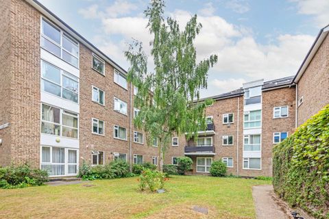 Fairfax Road, Teddington TW11