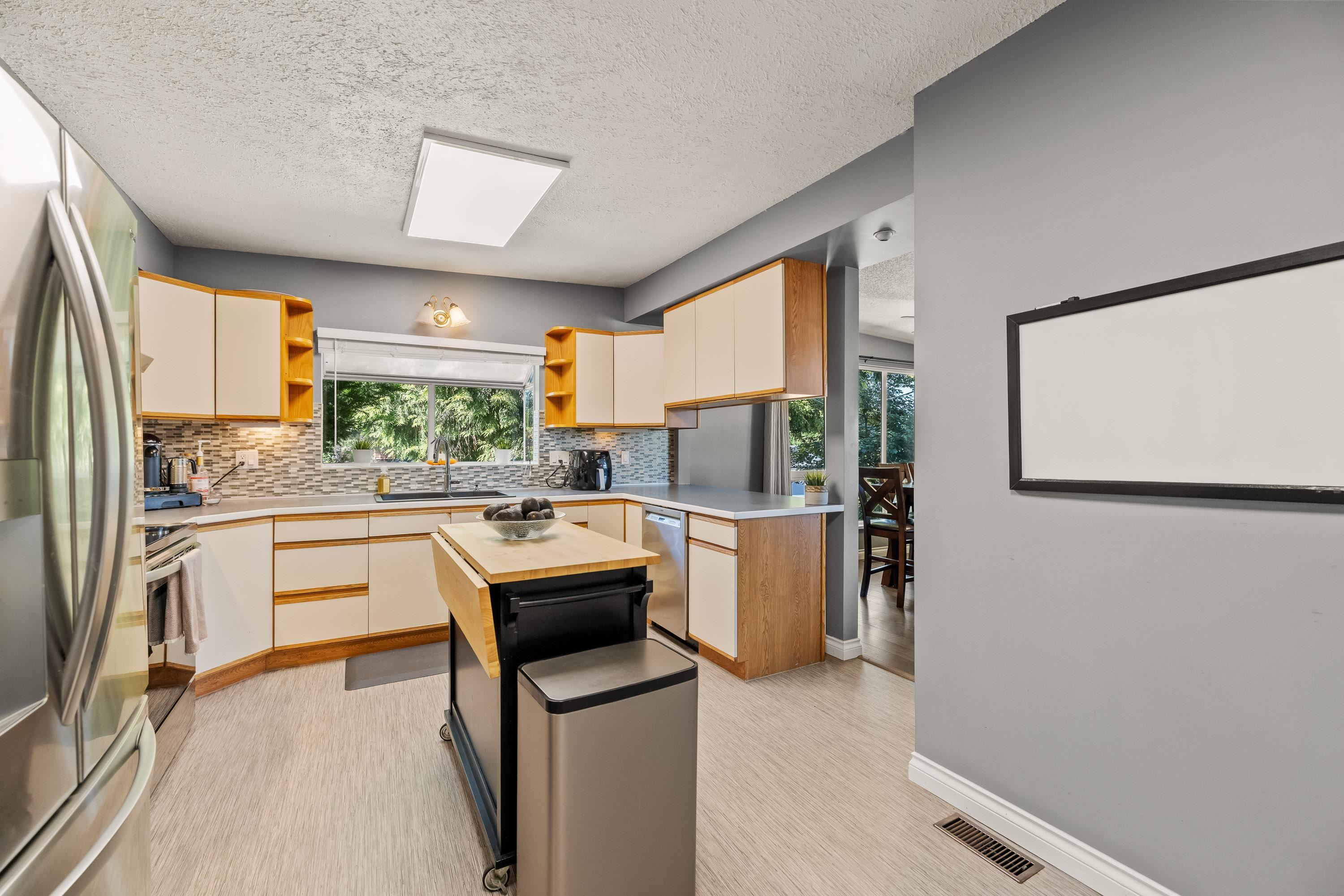 1908 Warwick Crescent, Port Coquitlam, BC, V3C 1L8 photo 5