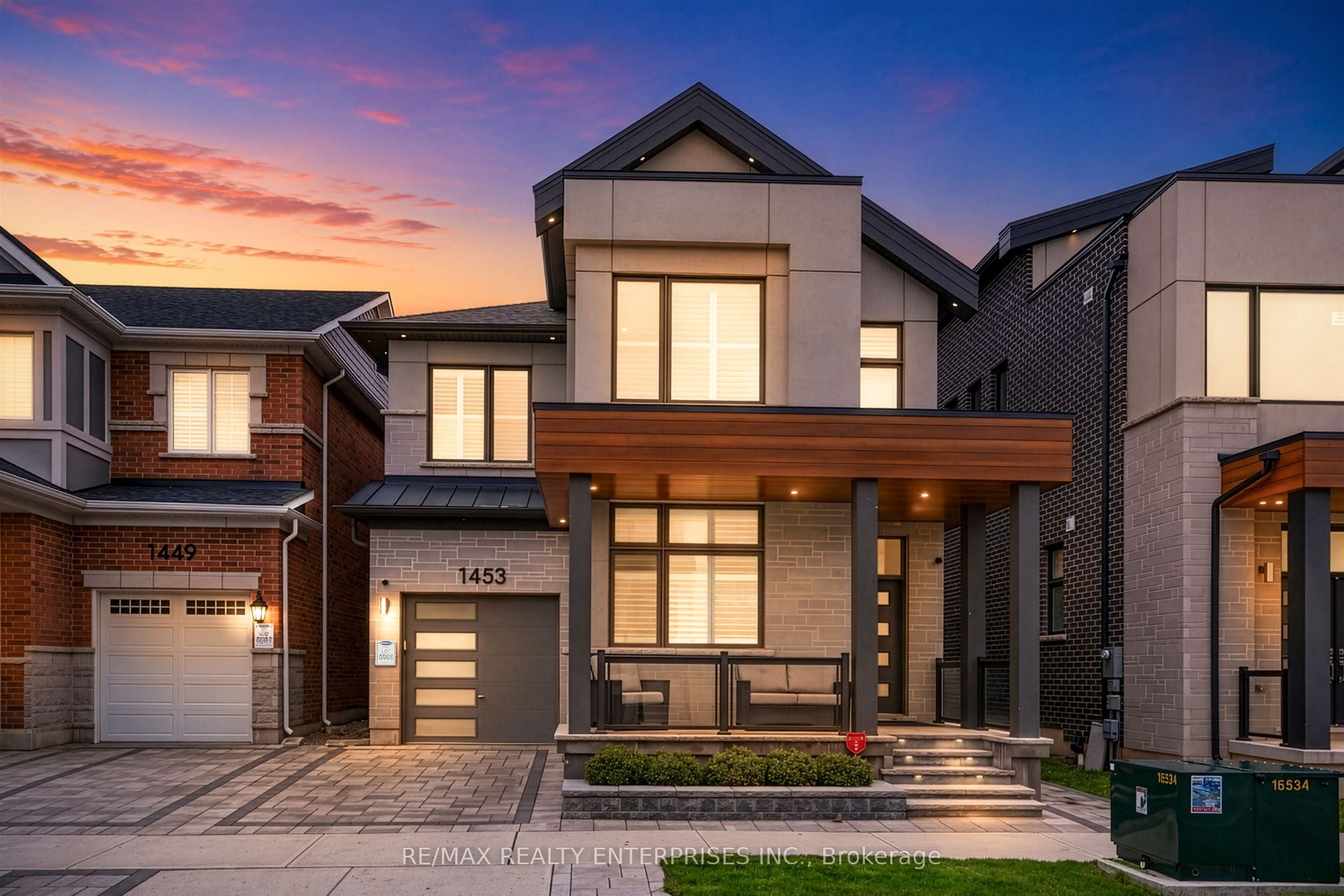 1453 Varelas Passage, Oakville, ON, L6H 3S3