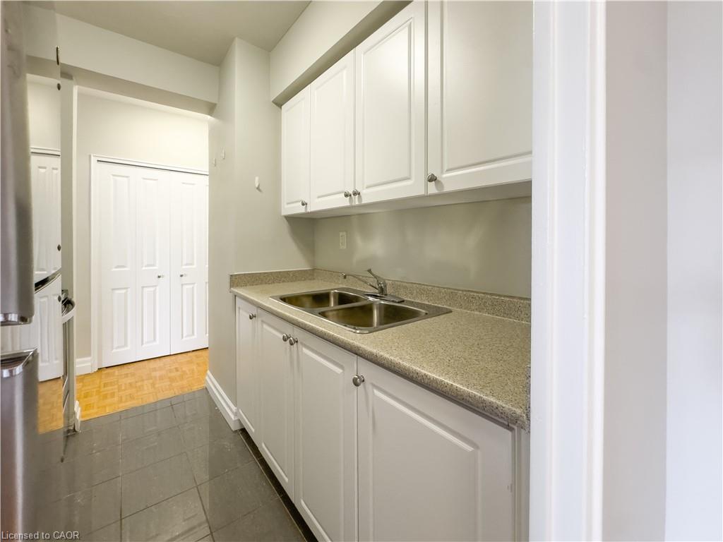 Additional image 3 of 904-133 Herkimer Street, Hamilton, ON, L8P 2H3
