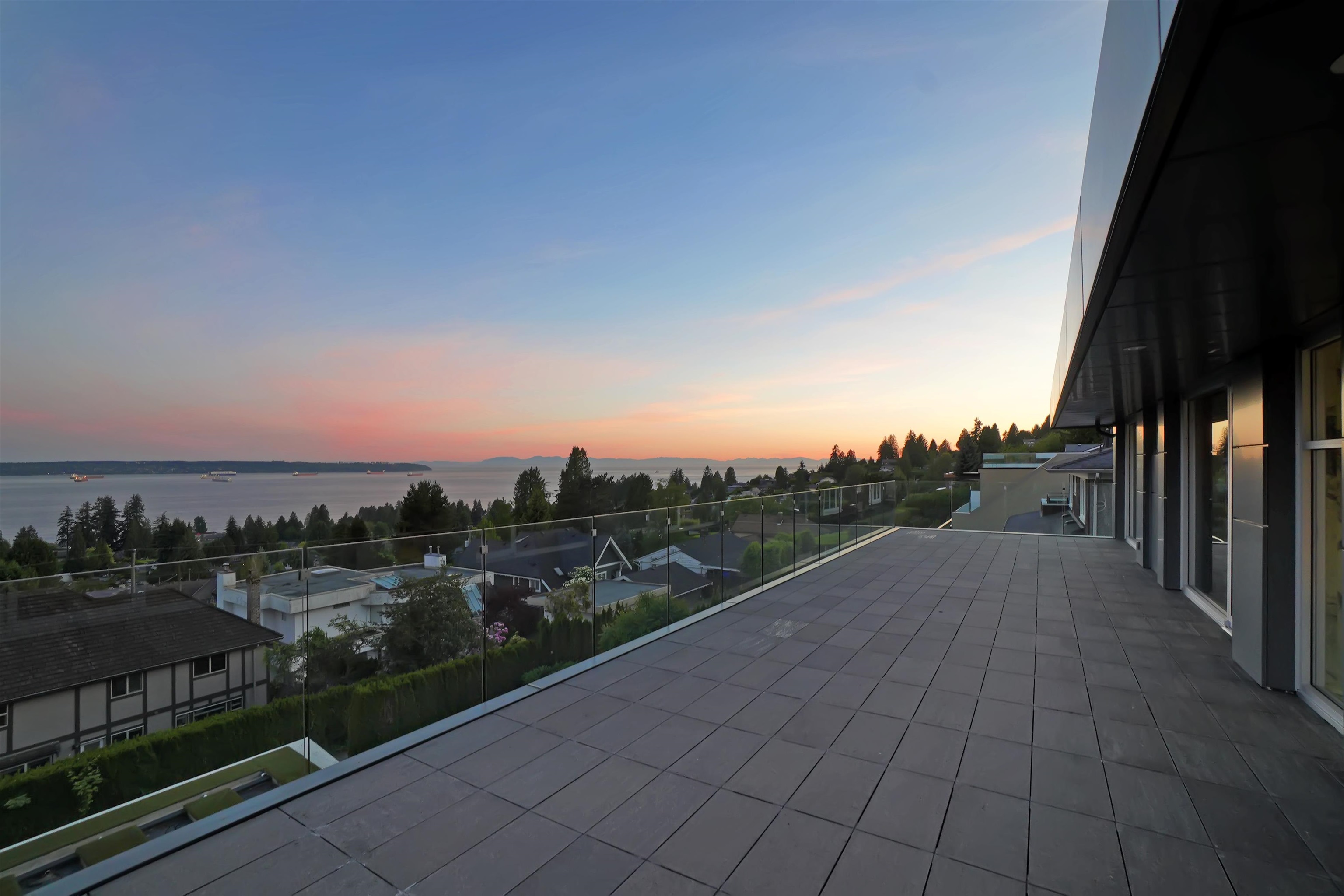2370 Palmerston Avenue, West Vancouver, BC, V7V 2W1