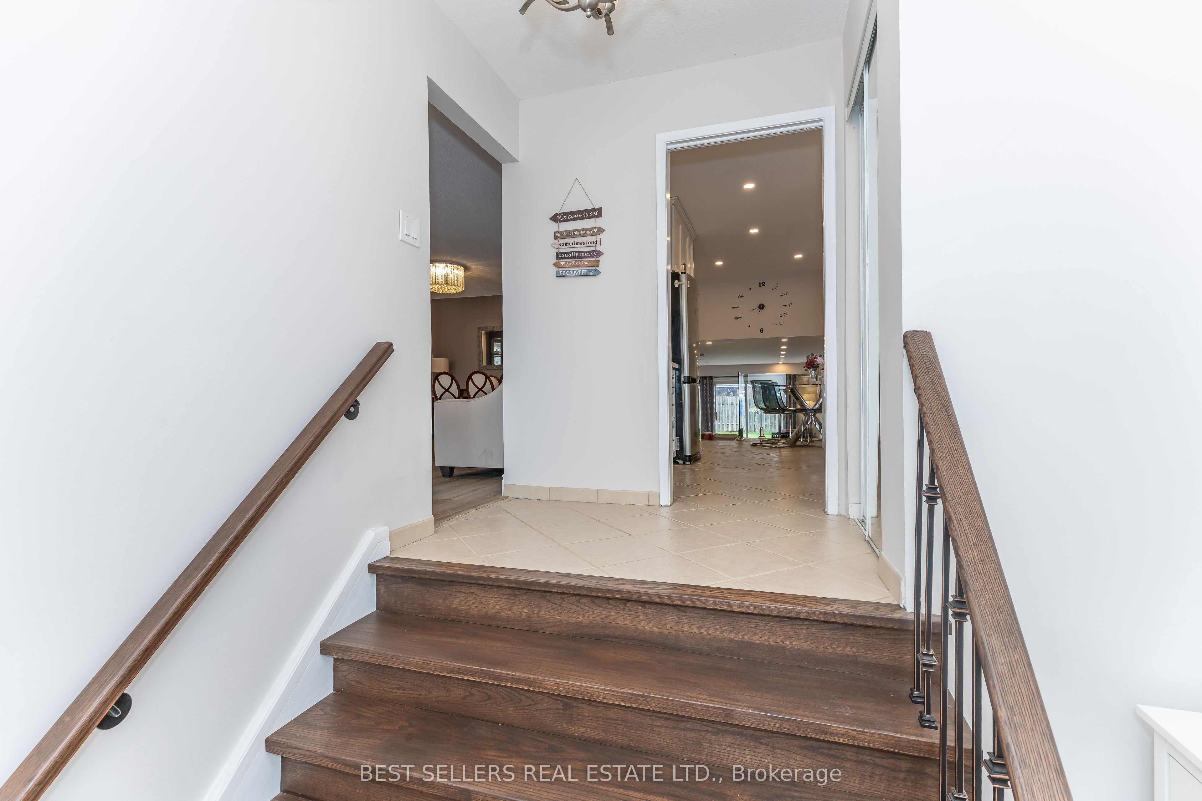 Additional image 2 of 2554 Palisander Avenue, Mississauga, ON, L5B 2L2