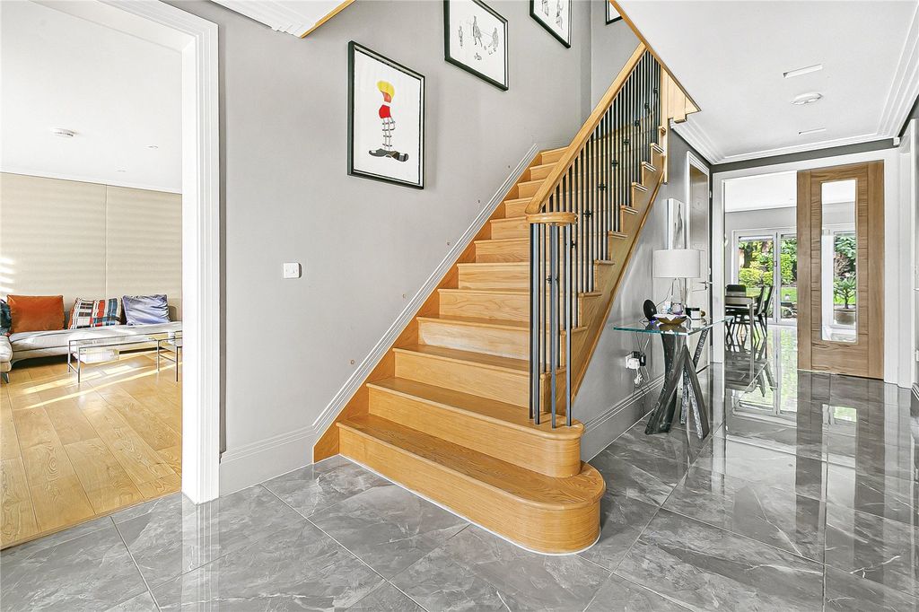 Additional image 12 of 5 bed detached house for saleAldenham Avenue, Radlett, Hertfordshire WD7