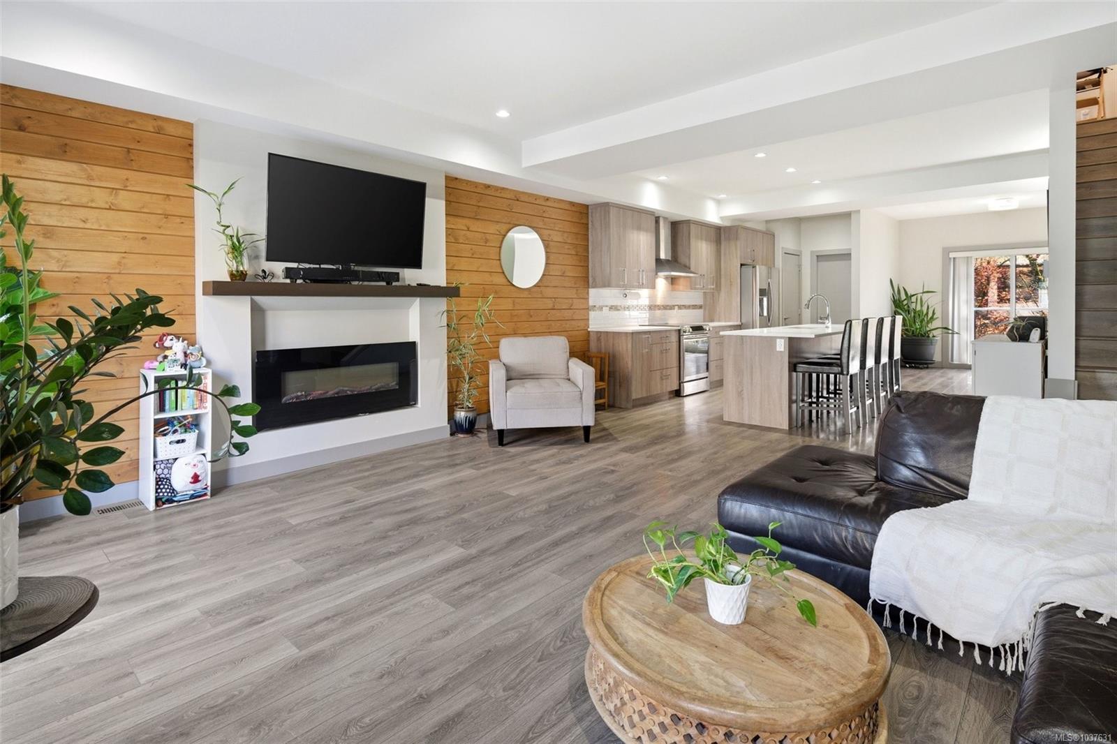 #103-687 Strandlund Avenue, Langford, BC, V9B 3G2