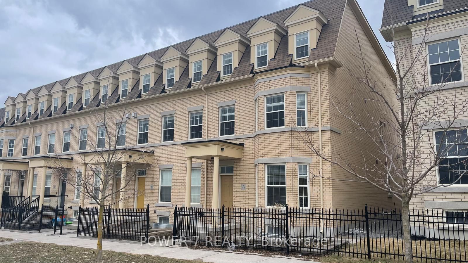 Lower-23 Donald Buttress Boulevard E, Markham, ON, L6C 0J8