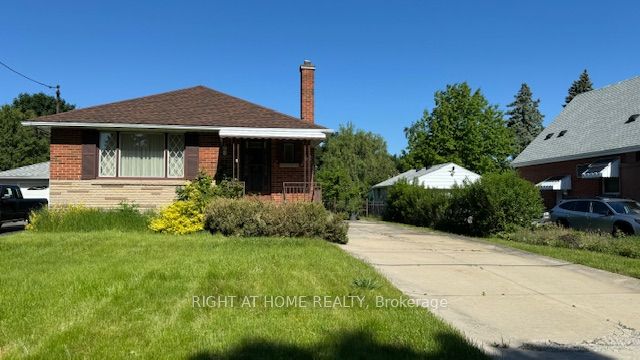 42 Gailmont Drive, Hamilton, ON, L8K 4B3