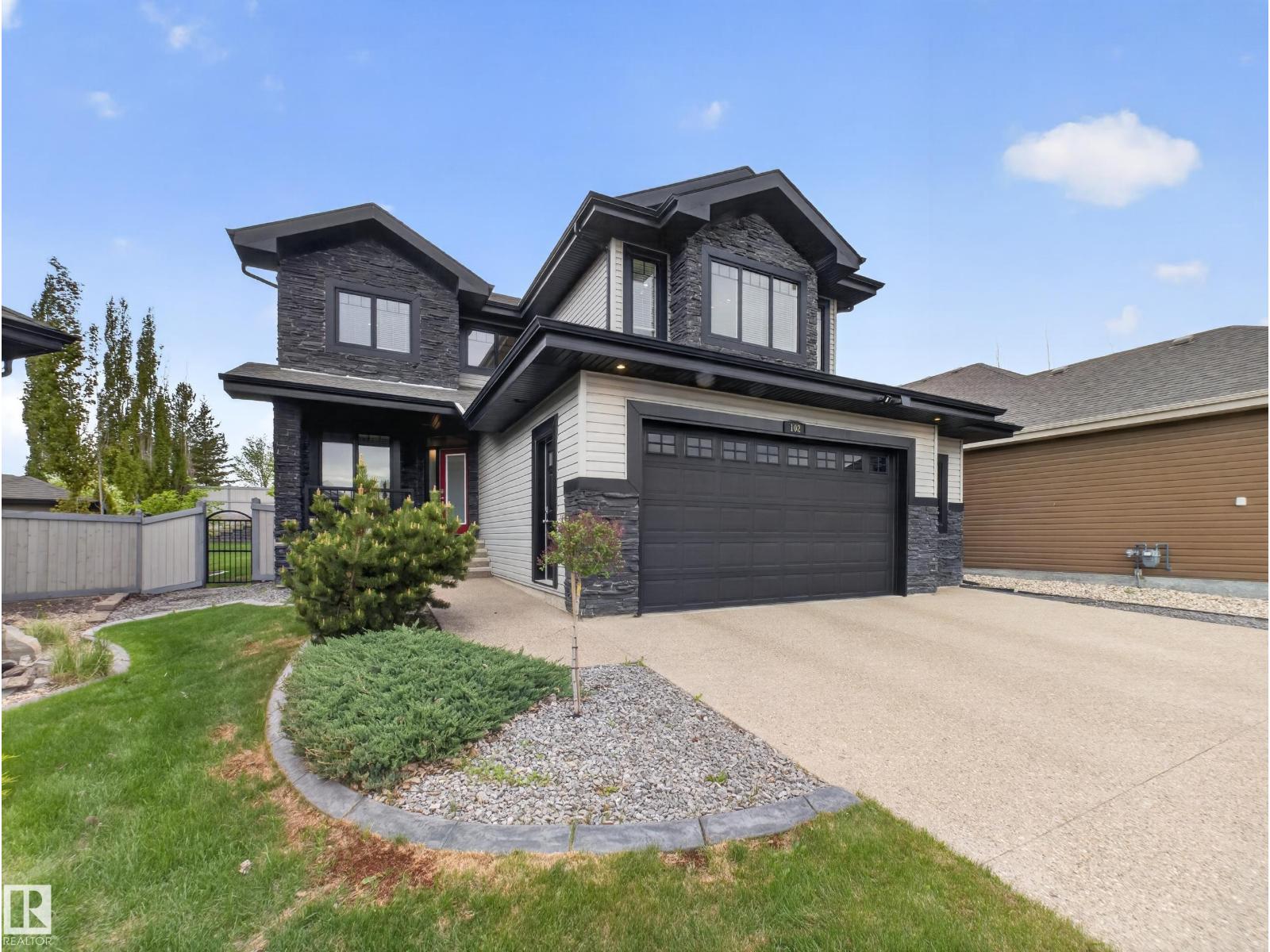 102 Lacombe Drive, St. Albert, AB, T8N3V7