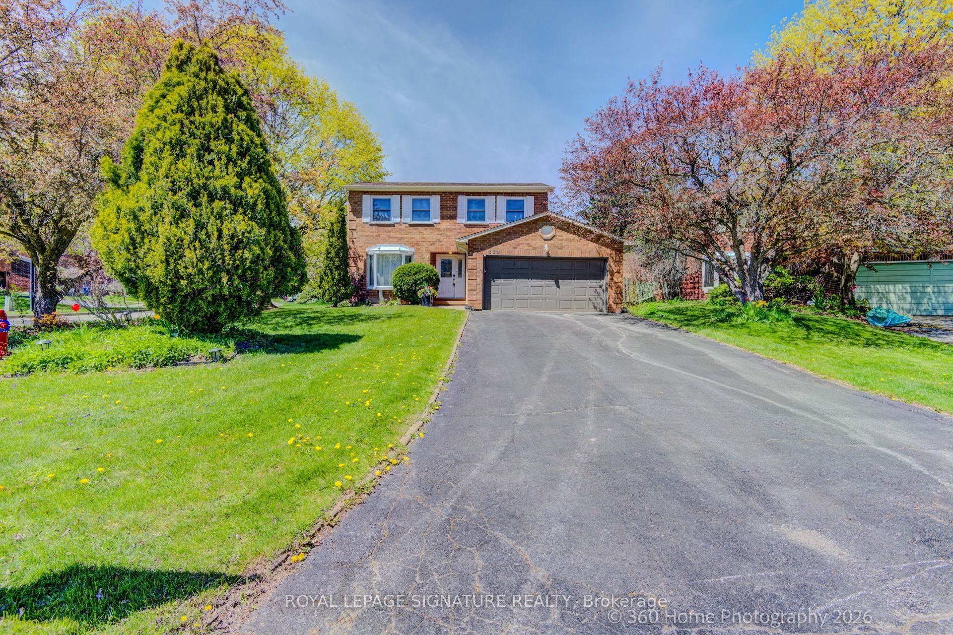 230 Lancaster Avenue, Newmarket, ON, L3Y 5X2