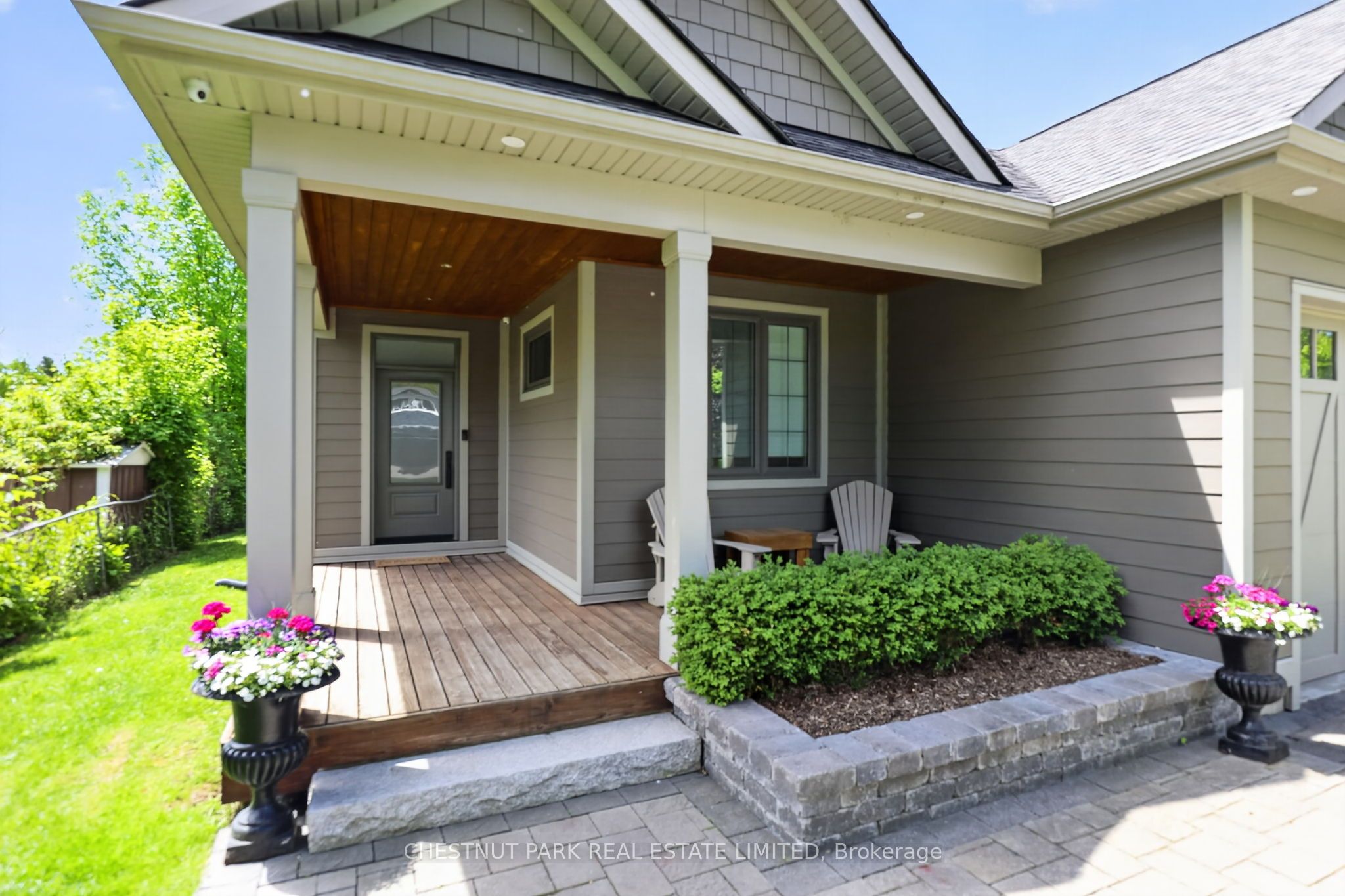 153 Riveredge Drive, Georgina, ON, L4P 2P4 photo 3