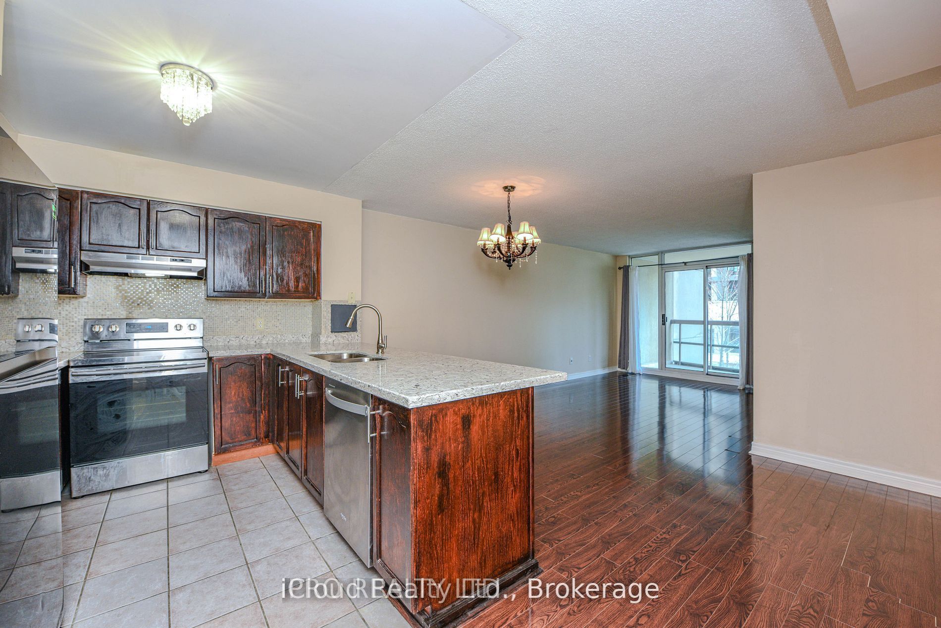 Additional image 6 of 302-156 Enfield Place, Mississauga, ON, L5B 4L8