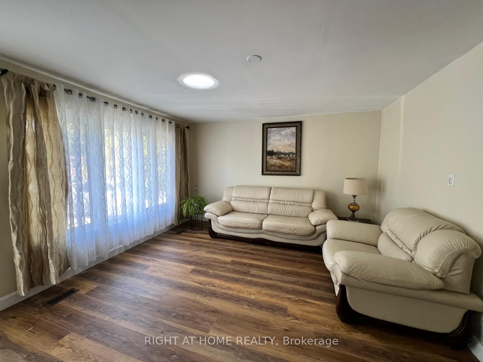 3273 Cove Avenue, Innisfil, ON, L9S 2K7