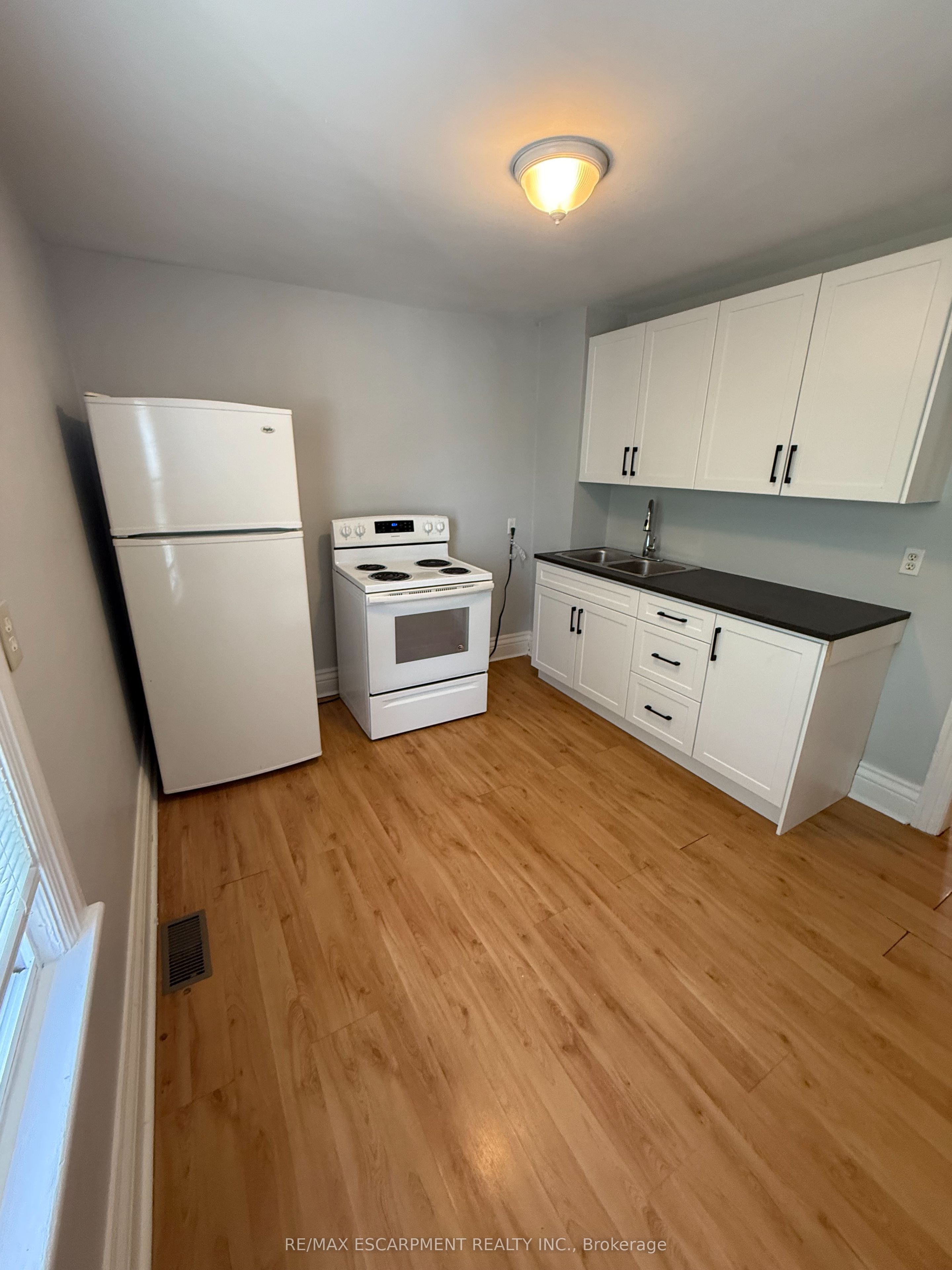 2-29 Mountain Avenue S, Hamilton, ON, L8G 2V7 photo 4