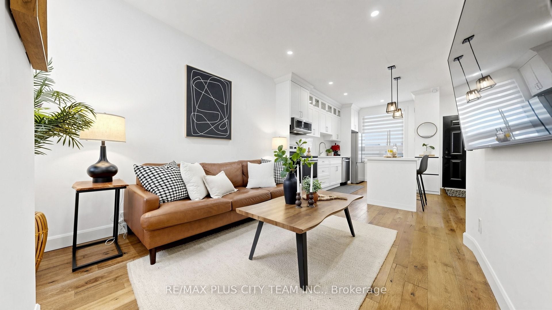 320 Boon Avenue, Toronto, ON, M6E 4A5 photo 4