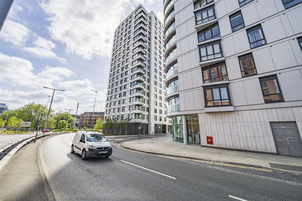 Additional image 5 of 12 bed block of flats for saleHewitt, Alfred Street, Reading RG1