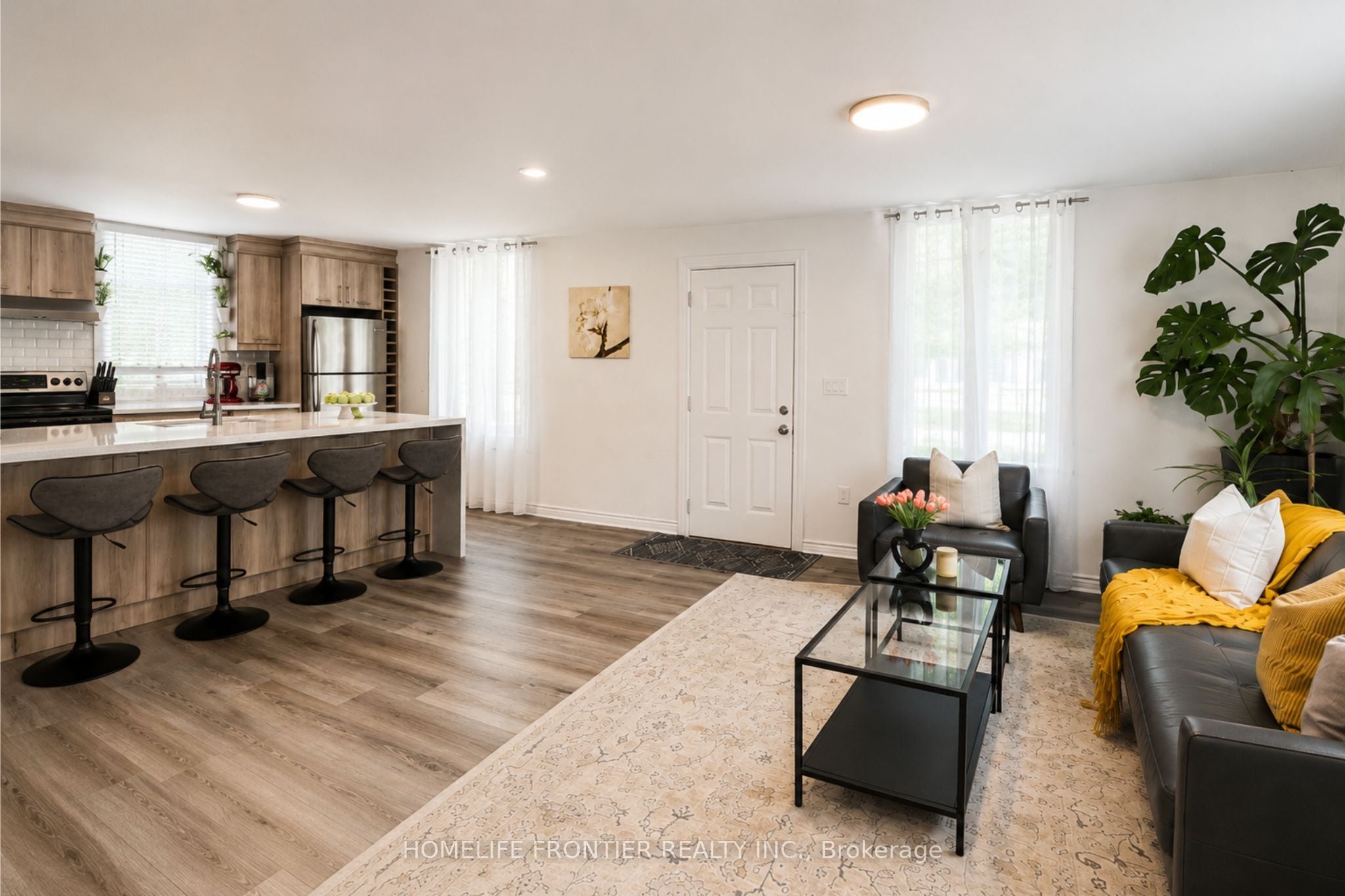 Additional image 2 of 634 Gorham Street, Newmarket, ON, L3Y 1L4