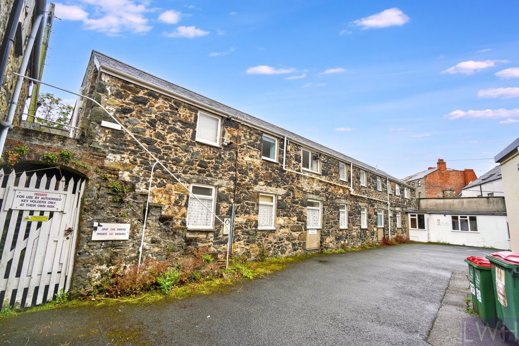Additional image 3 of 4 bed office for sale36 High Street, Pwllheli LL53