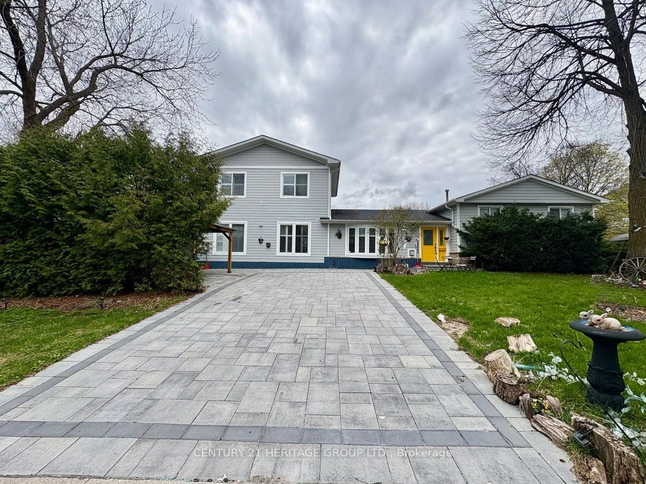 Main-22 Cedar Crescent, Aurora, ON, L4G 3J8