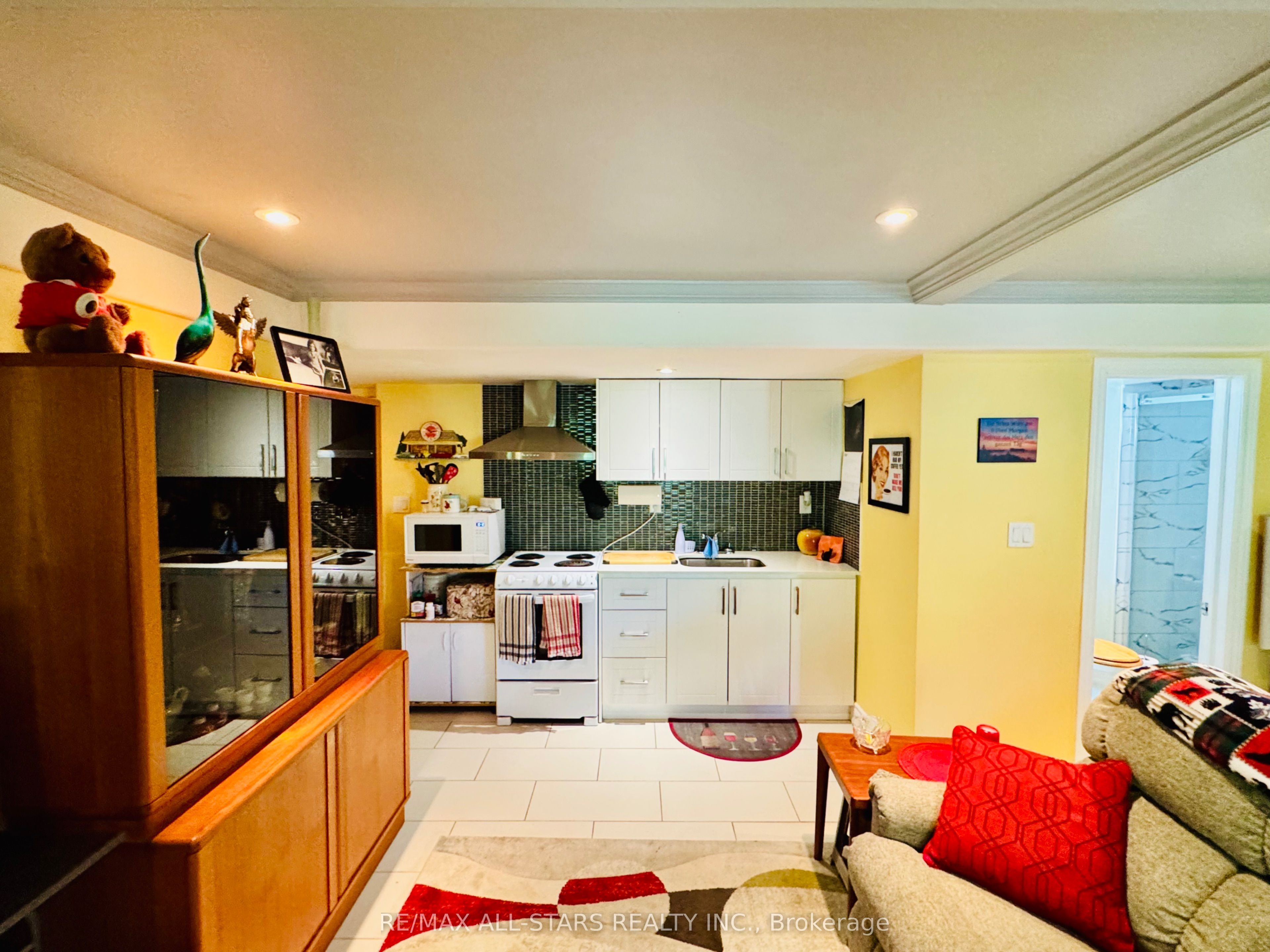 21 Oakside Drive, Uxbridge, ON, L9P 2A4 photo 2