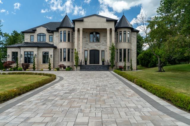 12 Hollywood Crescent, King, ON, L0G 1N0