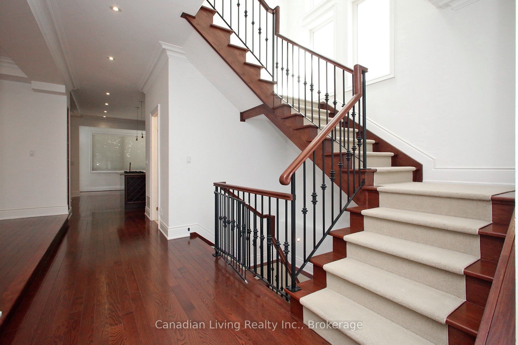 Additional image 5 of 374 Glengarry Avenue, Toronto, ON, M5M 1E8