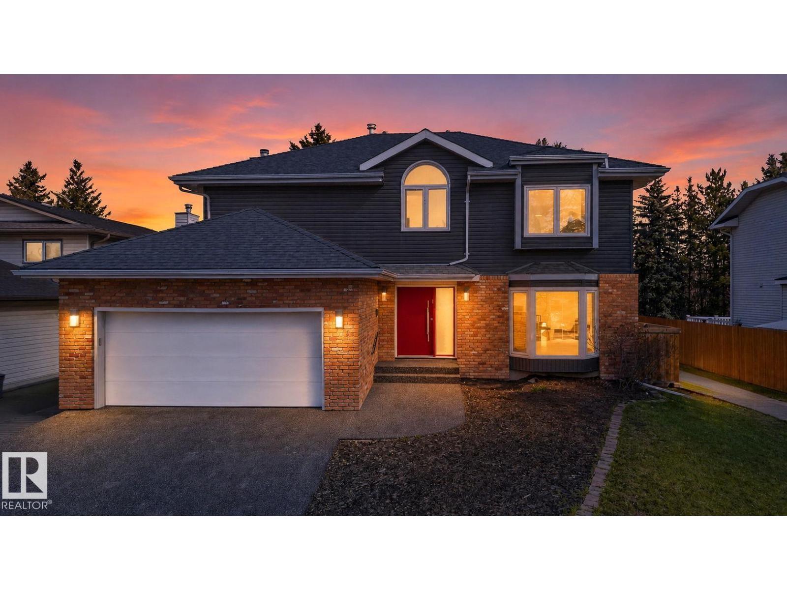 176 Waygood Road NW, Edmonton, AB, T5T5M4