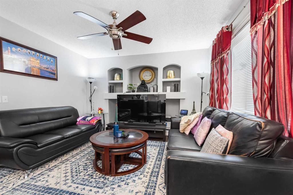 93 Saddleback Road NE, Calgary, AB, T3J4K5 photo 4