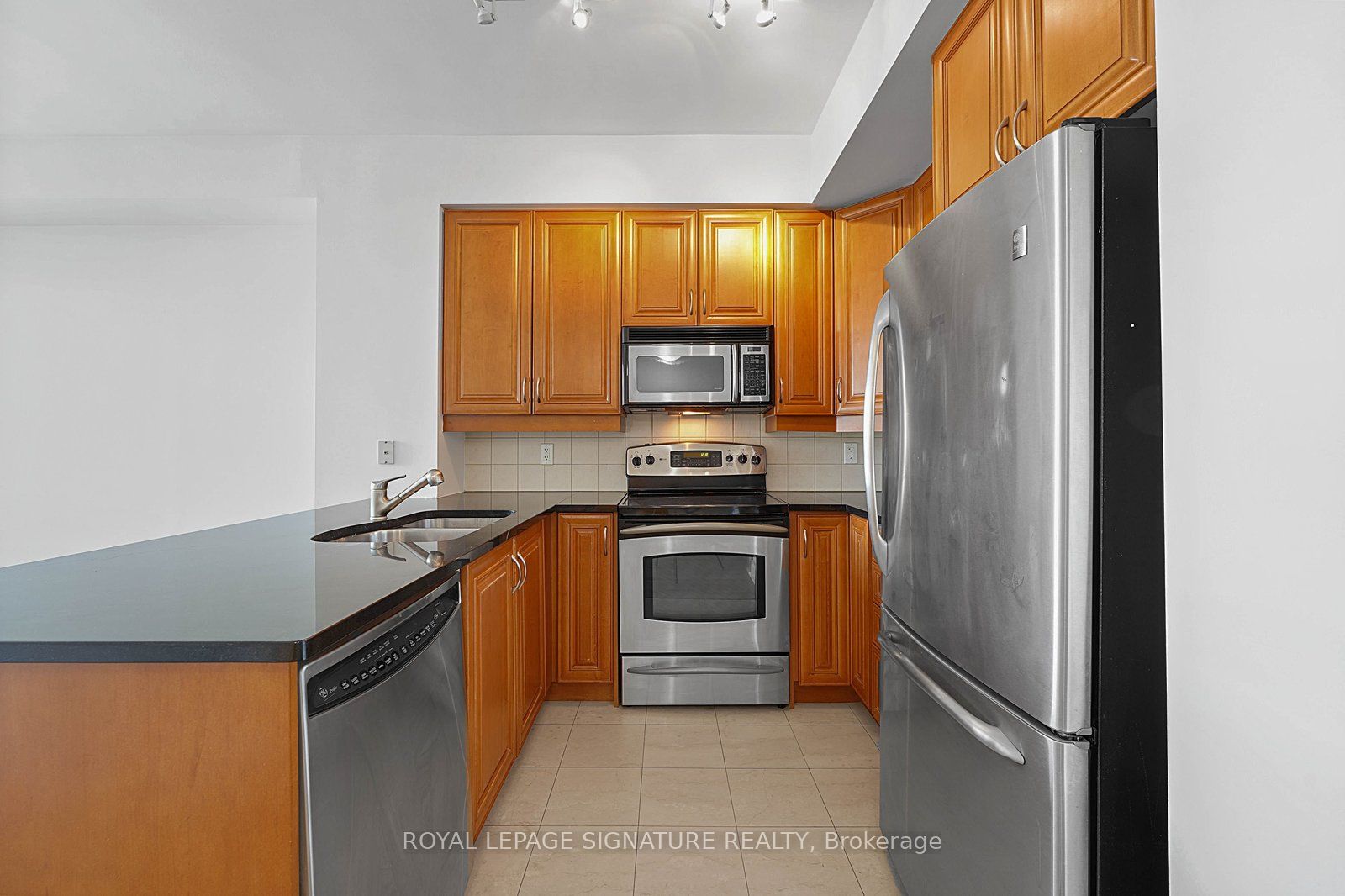 Additional image 4 of 1417-438 King Street W, Toronto, ON, M5V 3T9