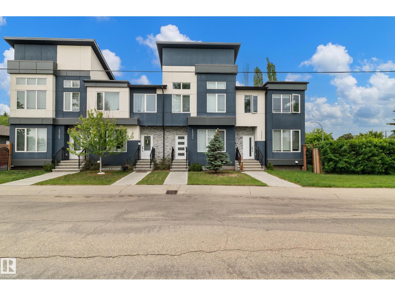 15204 108 Avenue NW, Edmonton, AB, T5P1A1