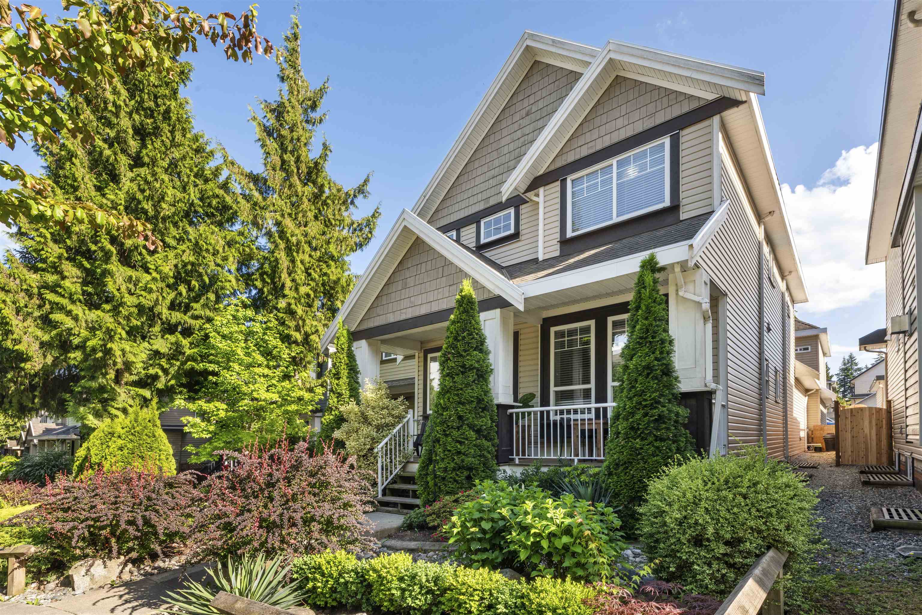 15032 60 Avenue, Surrey, BC, V3S 5X6