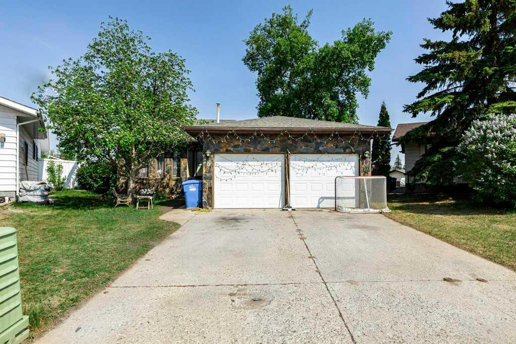 20 Goard Close, Red Deer, AB, T4P 2M2