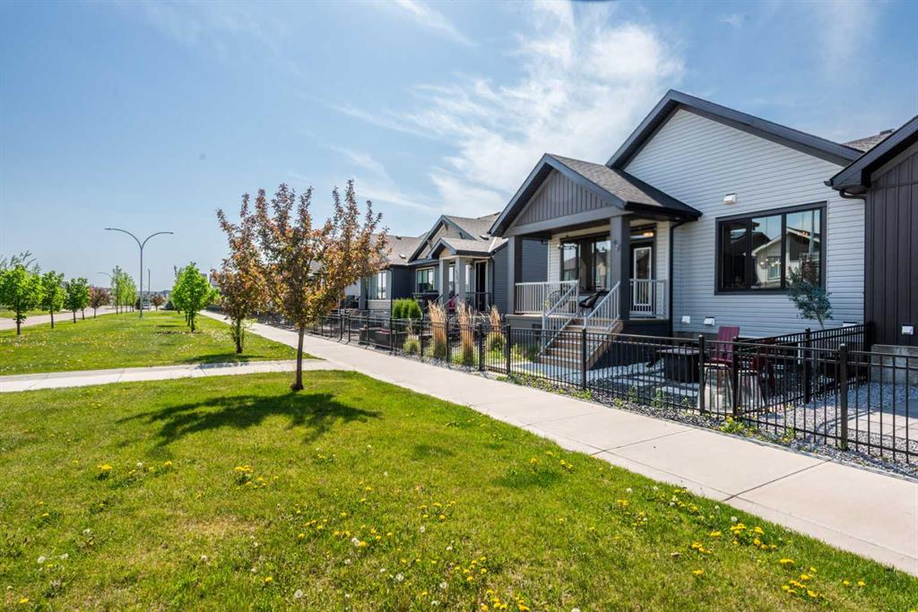 47 Walgrove Park SE, Calgary, AB, T2X 4N9 photo 3