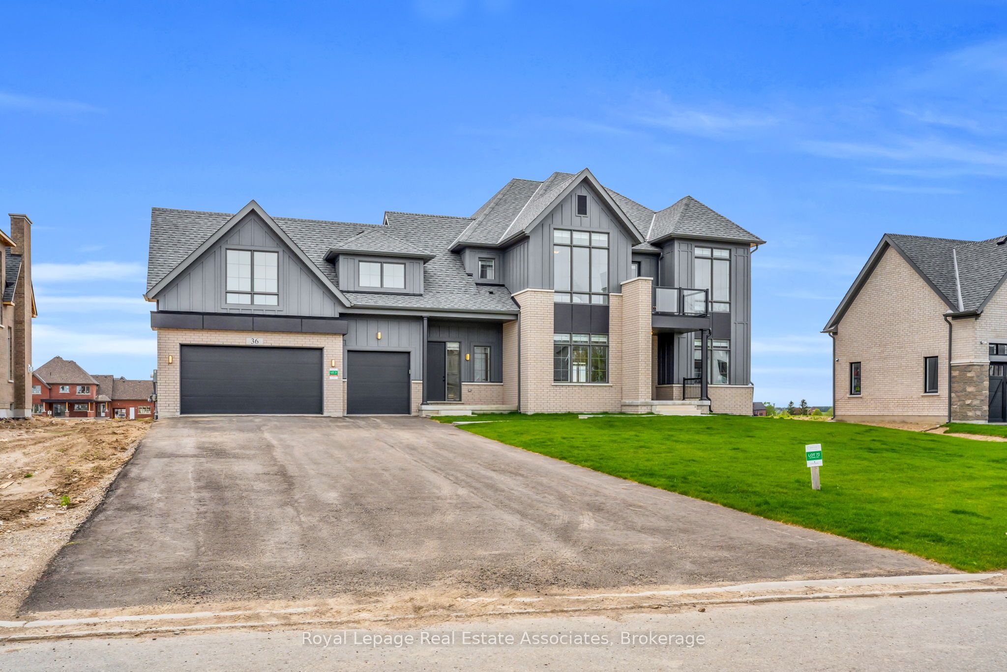36 Ewing Way, Amaranth, ON, L9W 7V6 photo 2