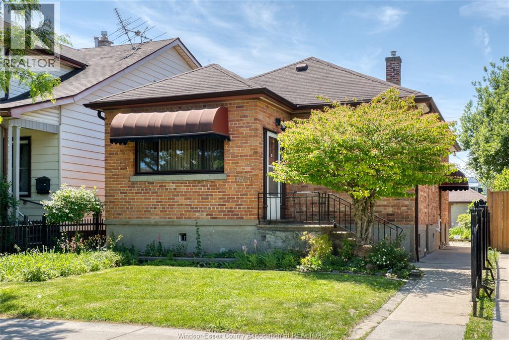 1507 Langlois , Windsor, ON, N8X4M3 photo 3
