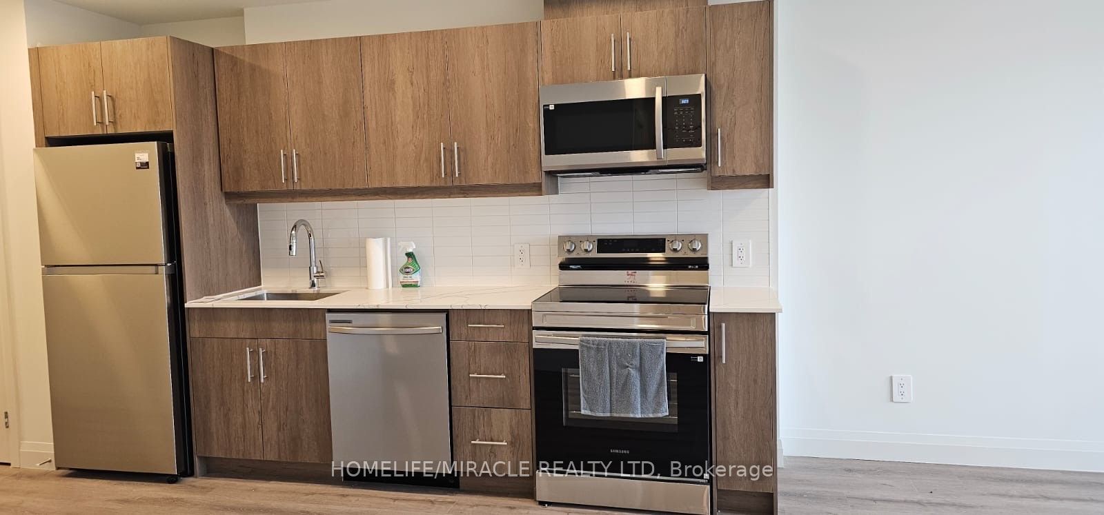 1310-1333 Weber Street, Kitchener, ON, N2A 1C2 photo 3