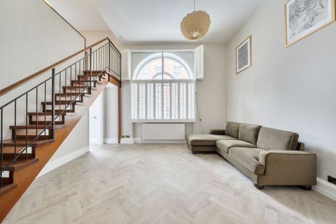 Great Peter Street, Great Peter House SW1P