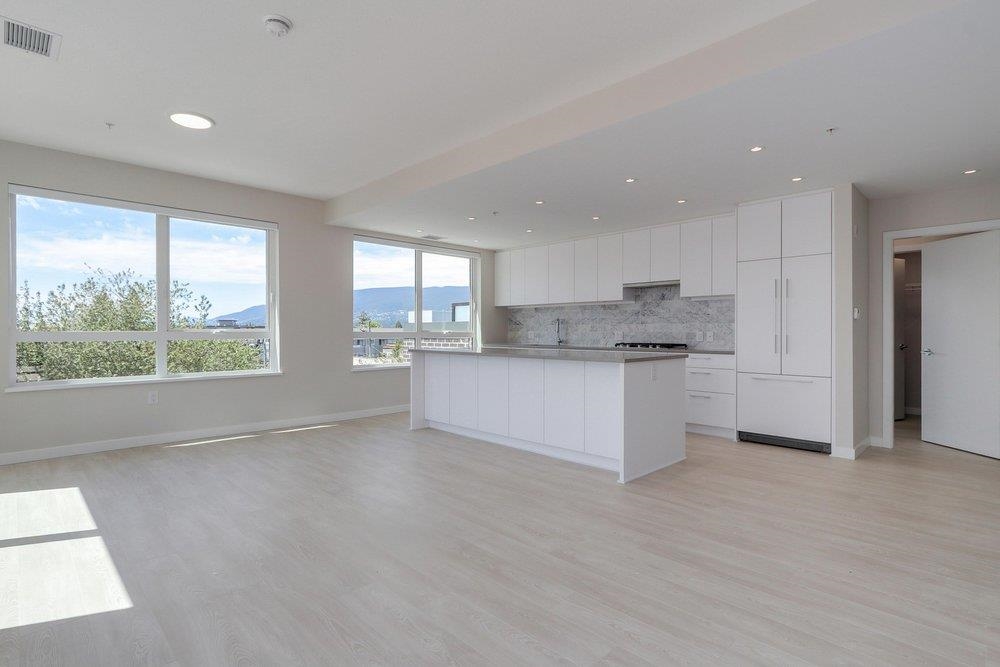 Additional image 6 of 304-110 17th Street E, North Vancouver, BC, V5V 1A1